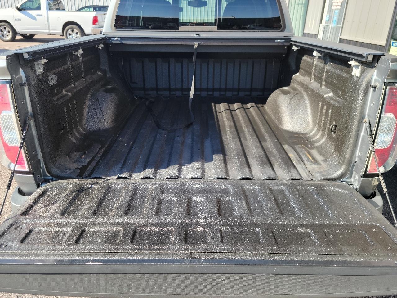 GMC Canyon 4WD Crew Cab 128.3" All Terrain w/Cloth 2019