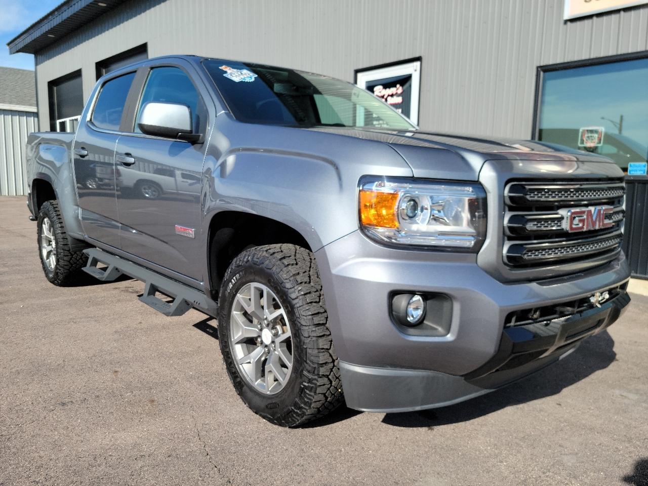GMC Canyon 4WD Crew Cab 128.3" All Terrain w/Cloth 2019