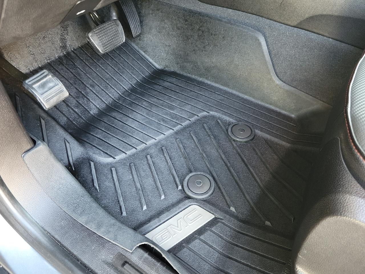 GMC Canyon 4WD Crew Cab 128.3" All Terrain w/Cloth 2019