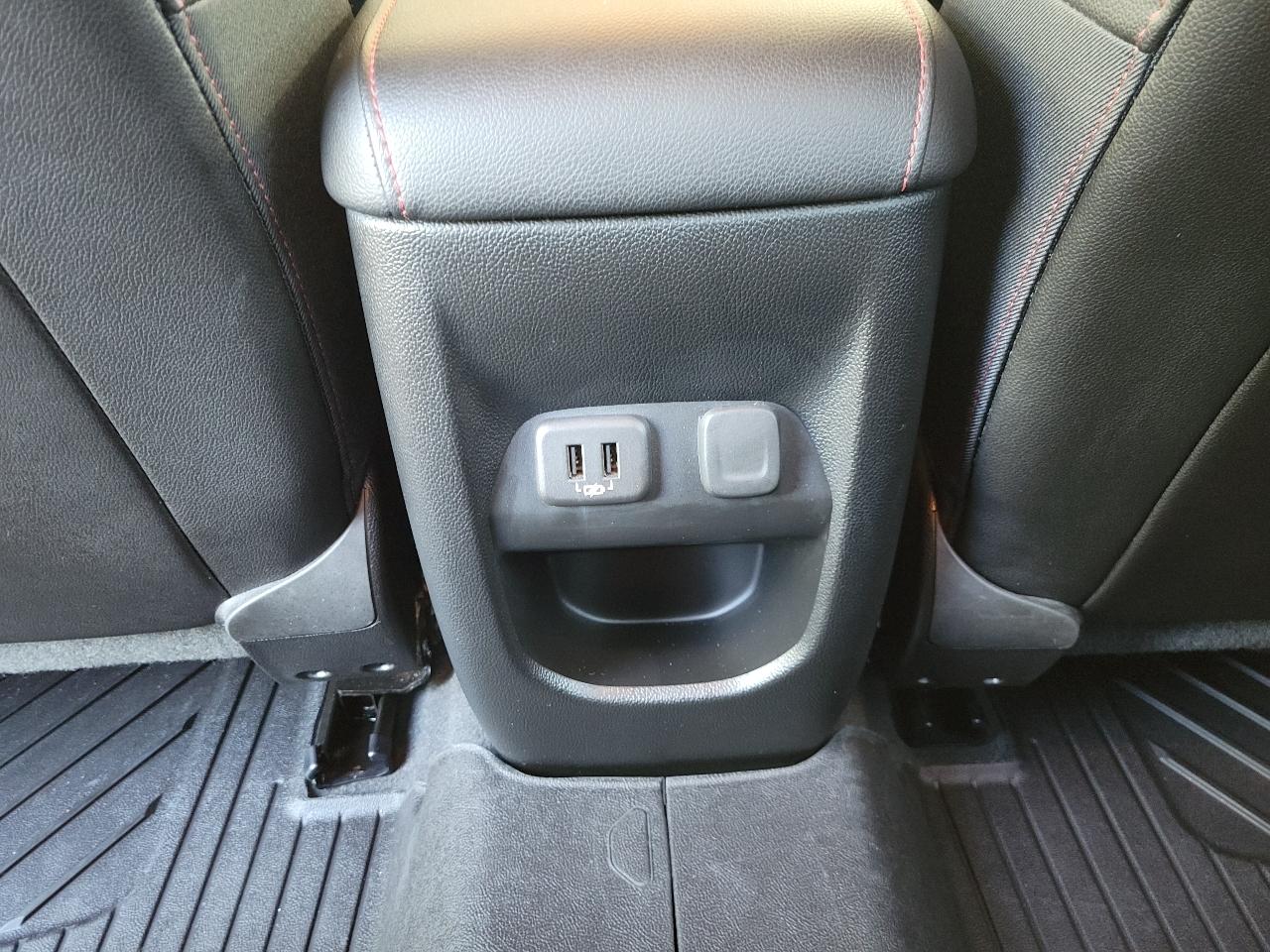 GMC Canyon 4WD Crew Cab 128.3" All Terrain w/Cloth 2019