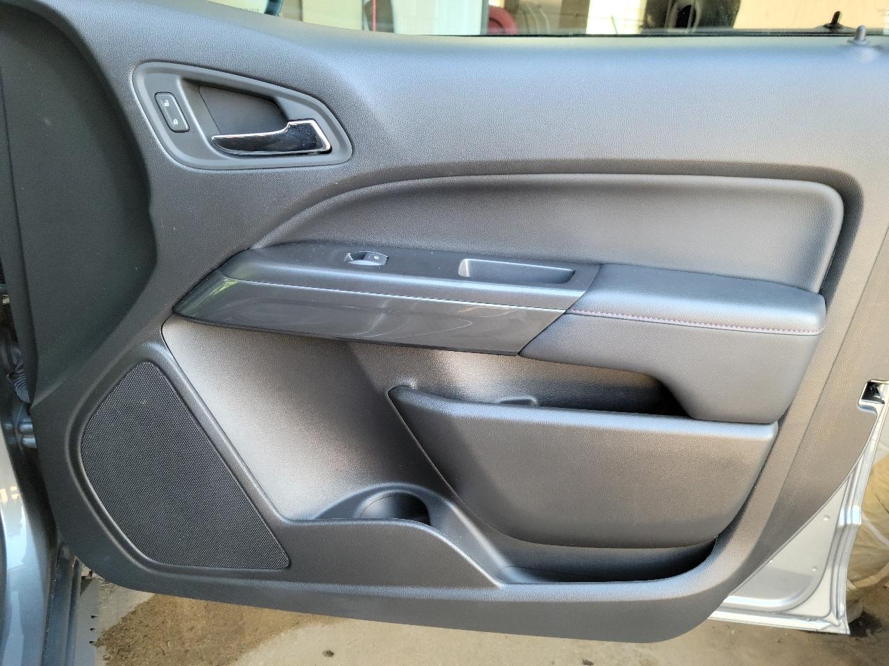GMC Canyon 4WD Crew Cab 128.3" All Terrain w/Cloth 2019