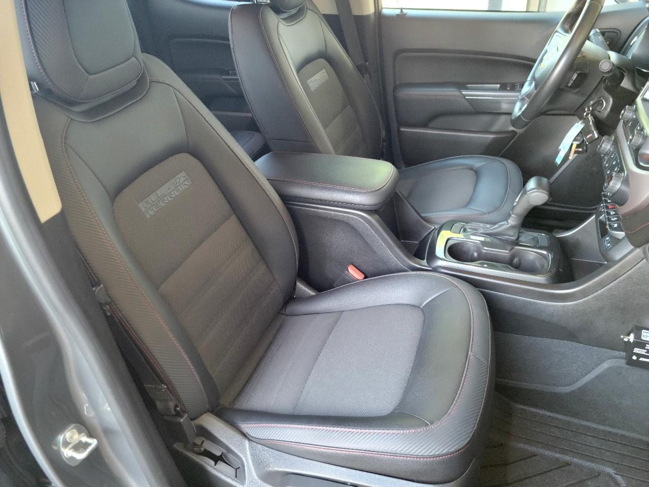 GMC Canyon 4WD Crew Cab 128.3" All Terrain w/Cloth 2019