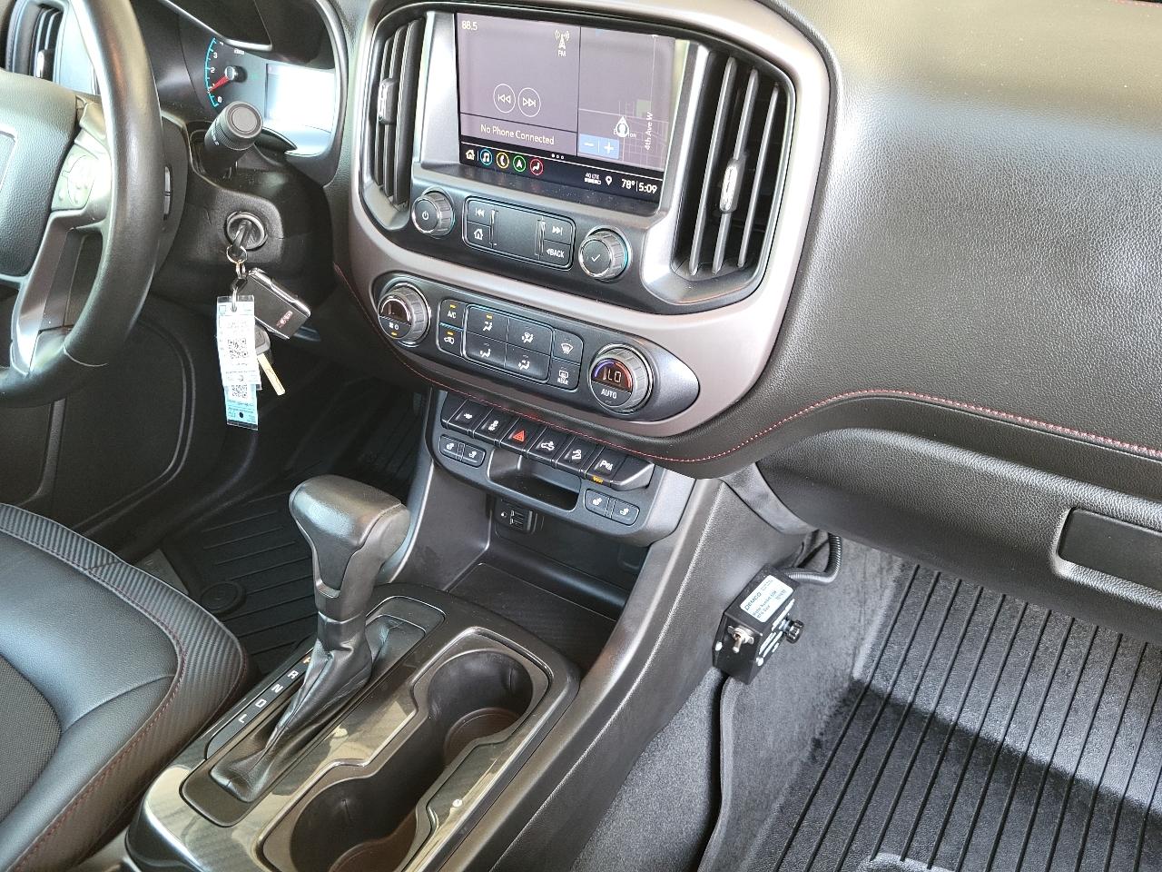 GMC Canyon 4WD Crew Cab 128.3" All Terrain w/Cloth 2019