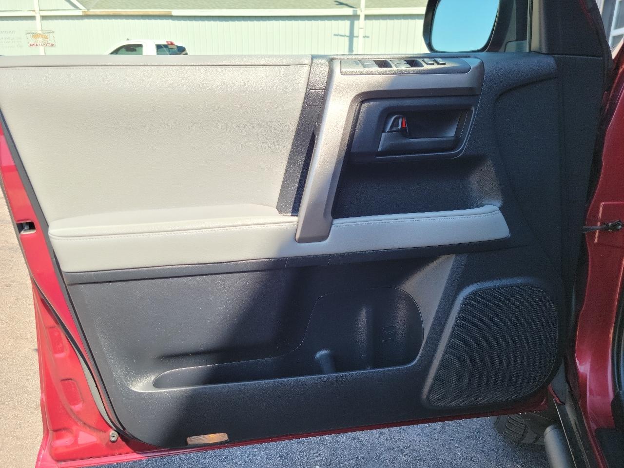 Toyota 4Runner Trail Edition 4D SUV 4X4 V6 2010