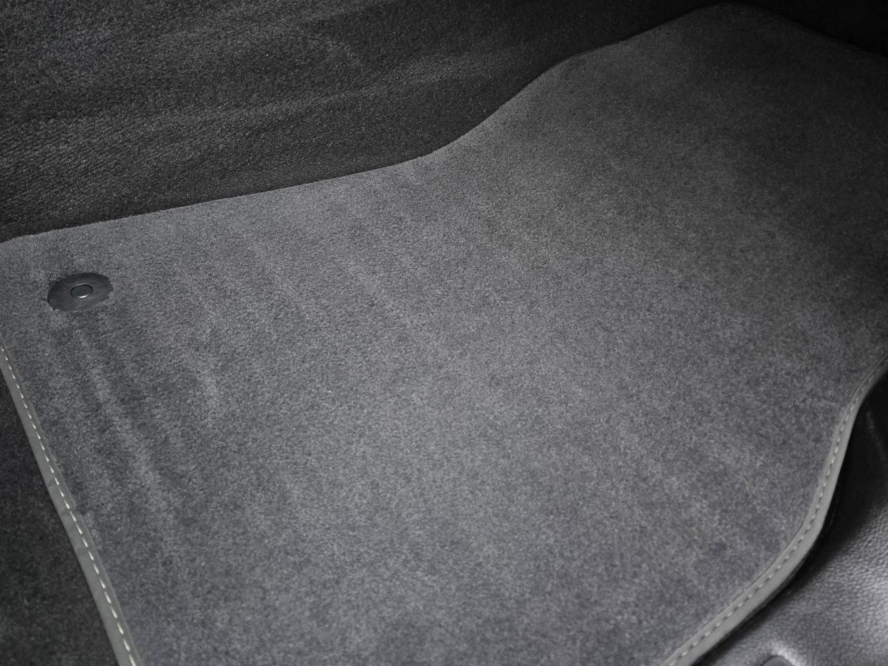 Jeep Wagoneer Series II Carbide 4x4 2024