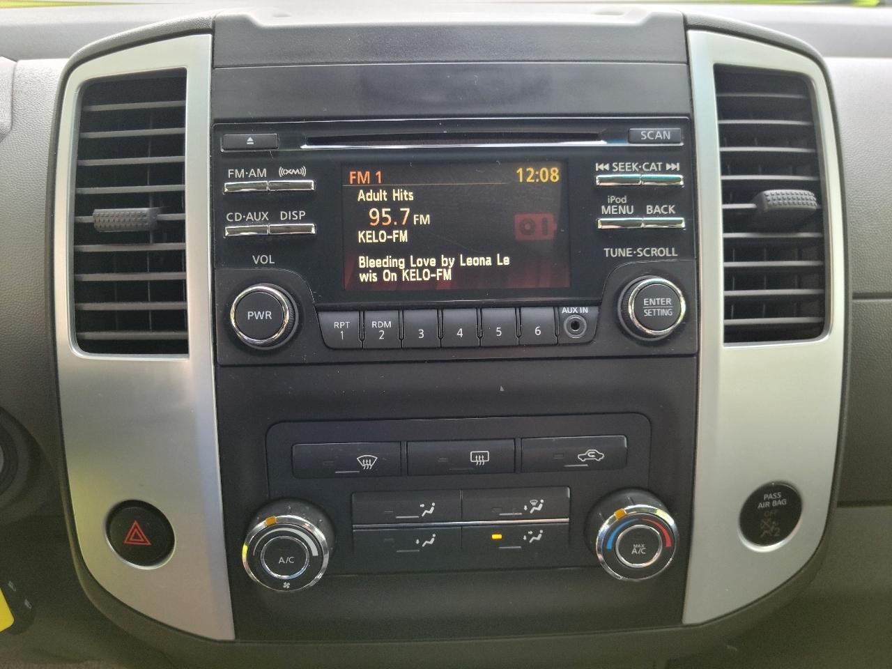 2014 Nissan Xterra S - Photo 23