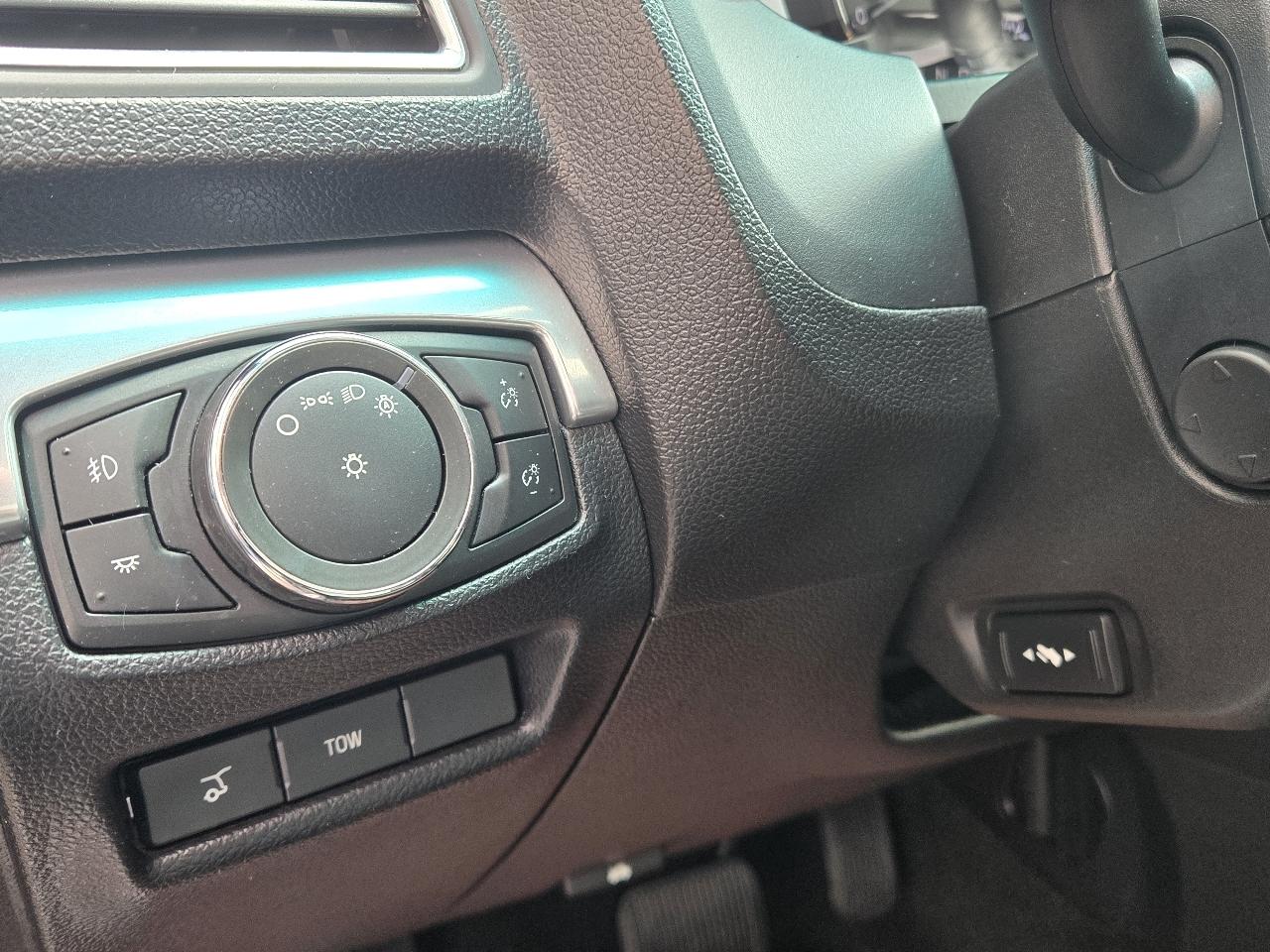 Ford Explorer 4WD 4dr Sport 2016