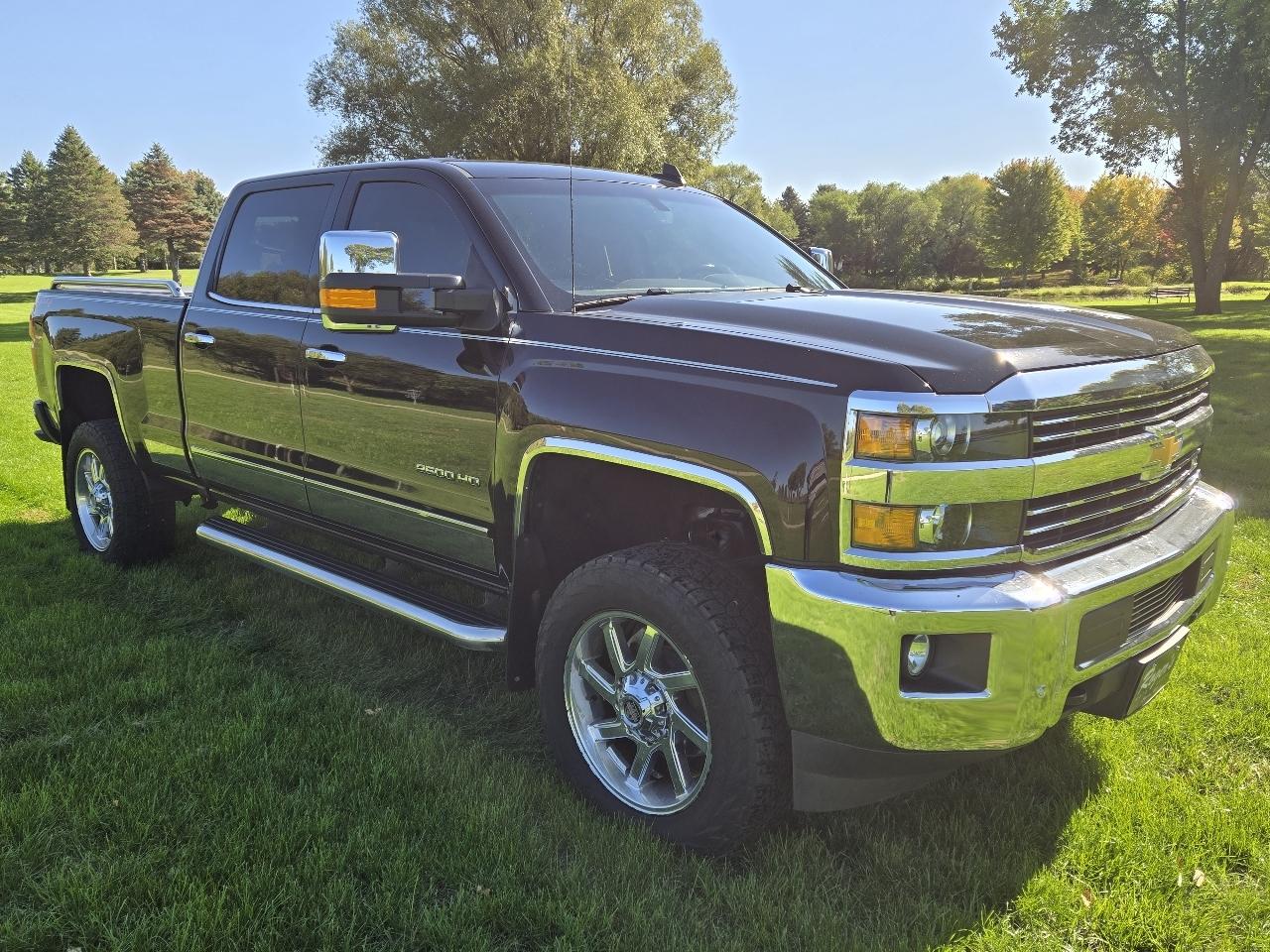 Chevrolet Silverado photo 38