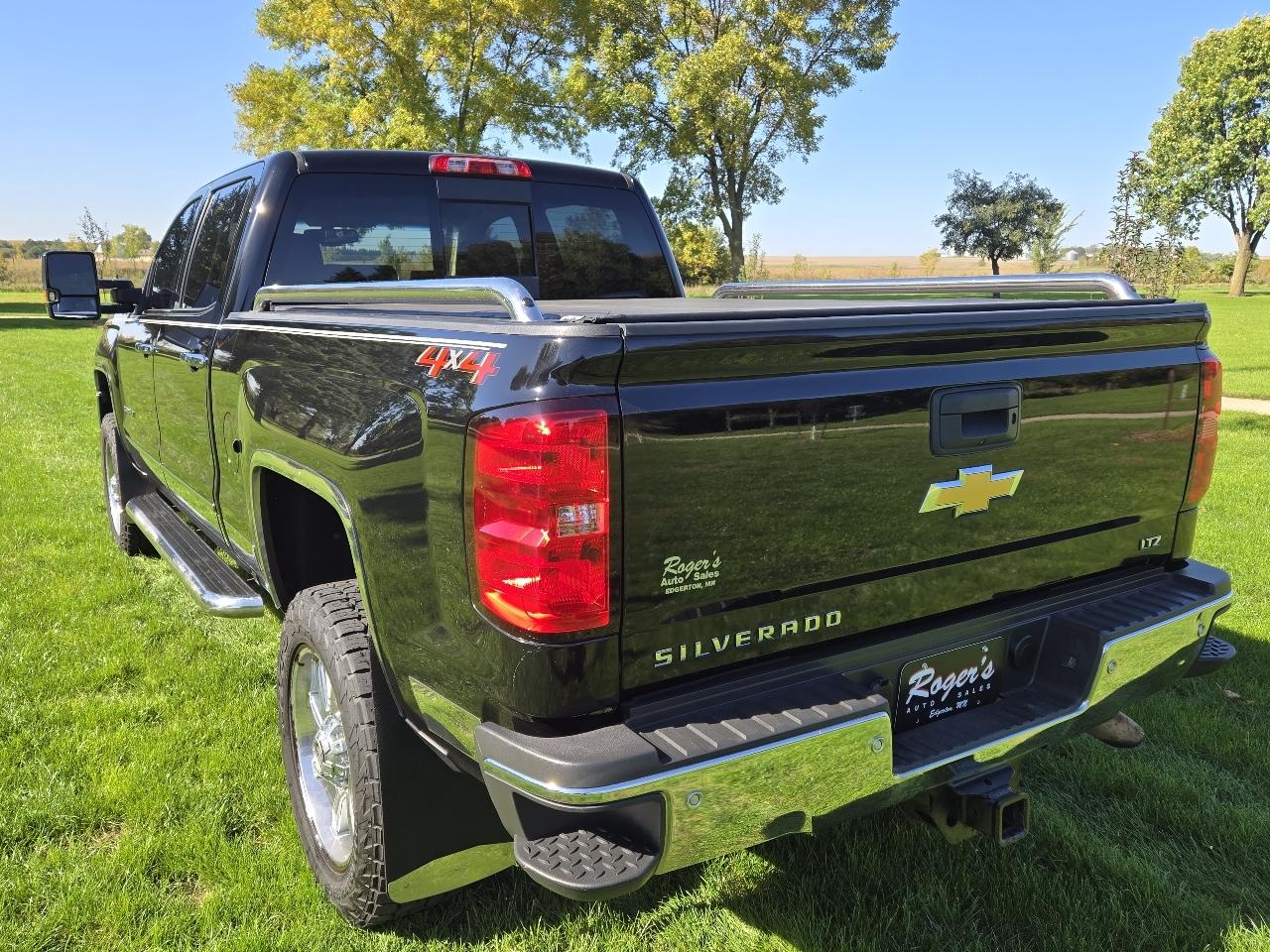 Chevrolet Silverado photo 44