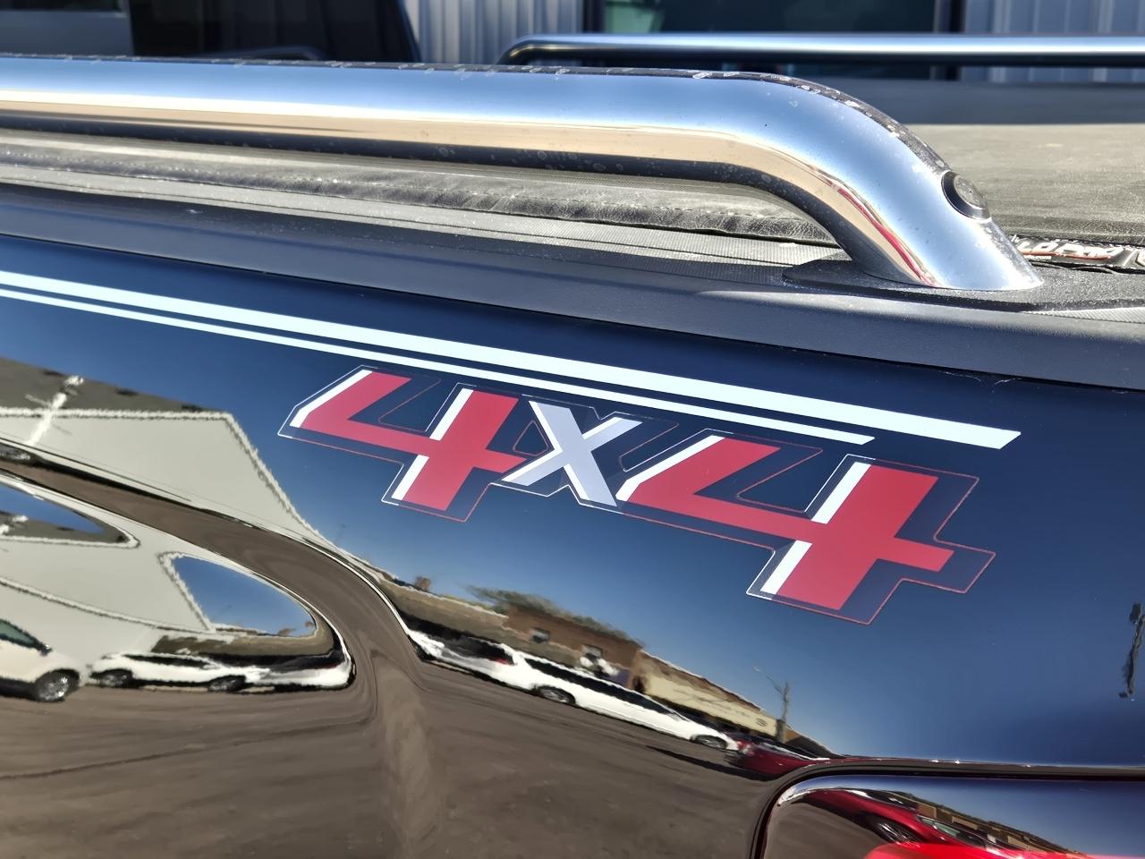 Chevrolet Silverado photo 28