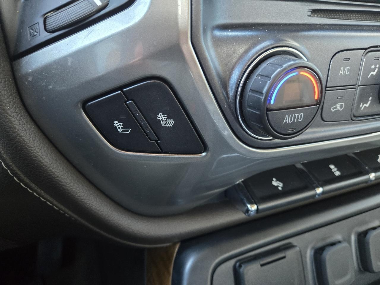 Chevrolet Silverado photo 39