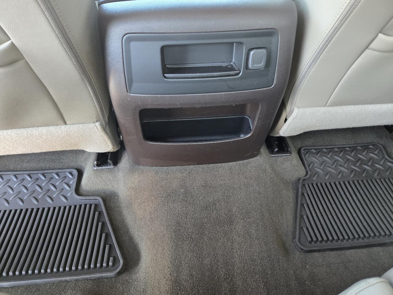 Chevrolet Silverado photo 25