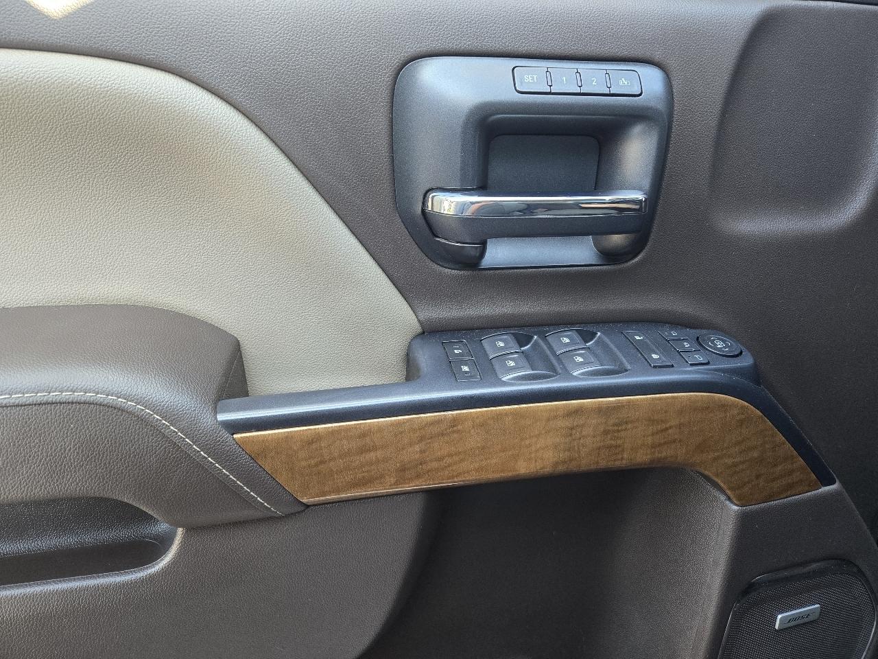 Chevrolet Silverado photo 43