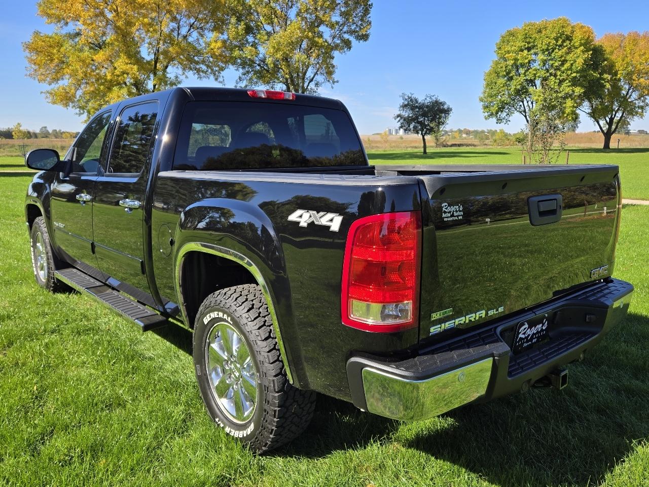 GMC Sierra 1500 4WD Crew Cab 143.5" SLE 2011