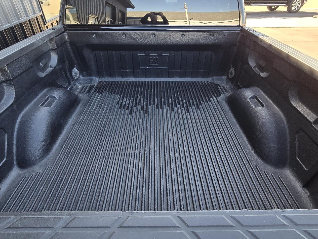 GMC Sierra 1500 4WD Crew Cab 143.5" SLE 2011
