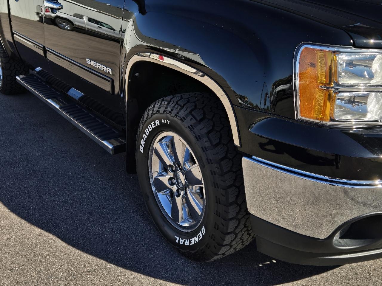 GMC Sierra 1500 4WD Crew Cab 143.5" SLE 2011