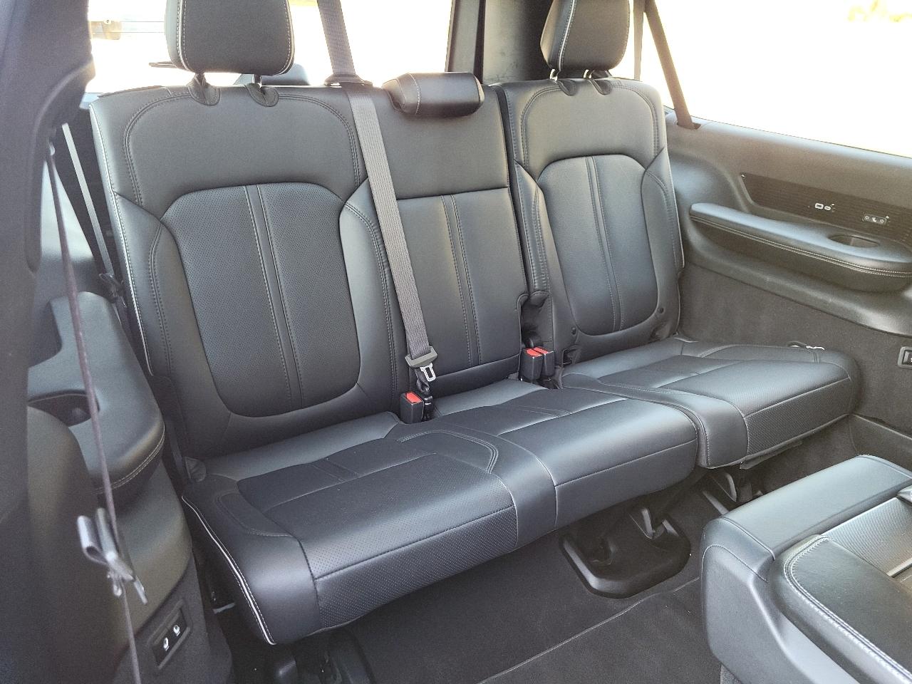 Jeep Grand Wagoneer L Series II Obsidian 4x4 2024