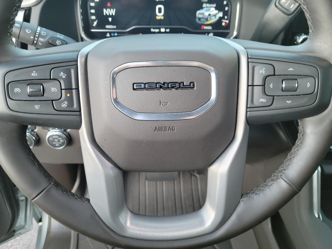 GMC Sierra 3500HD 4WD Crew Cab 159" Denali 2024