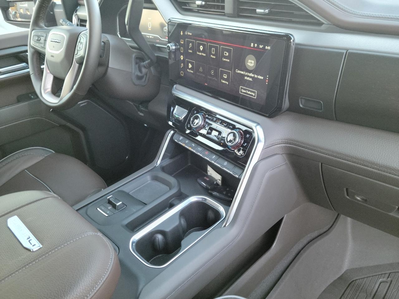 GMC Sierra 3500HD 4WD Crew Cab 159" Denali 2024