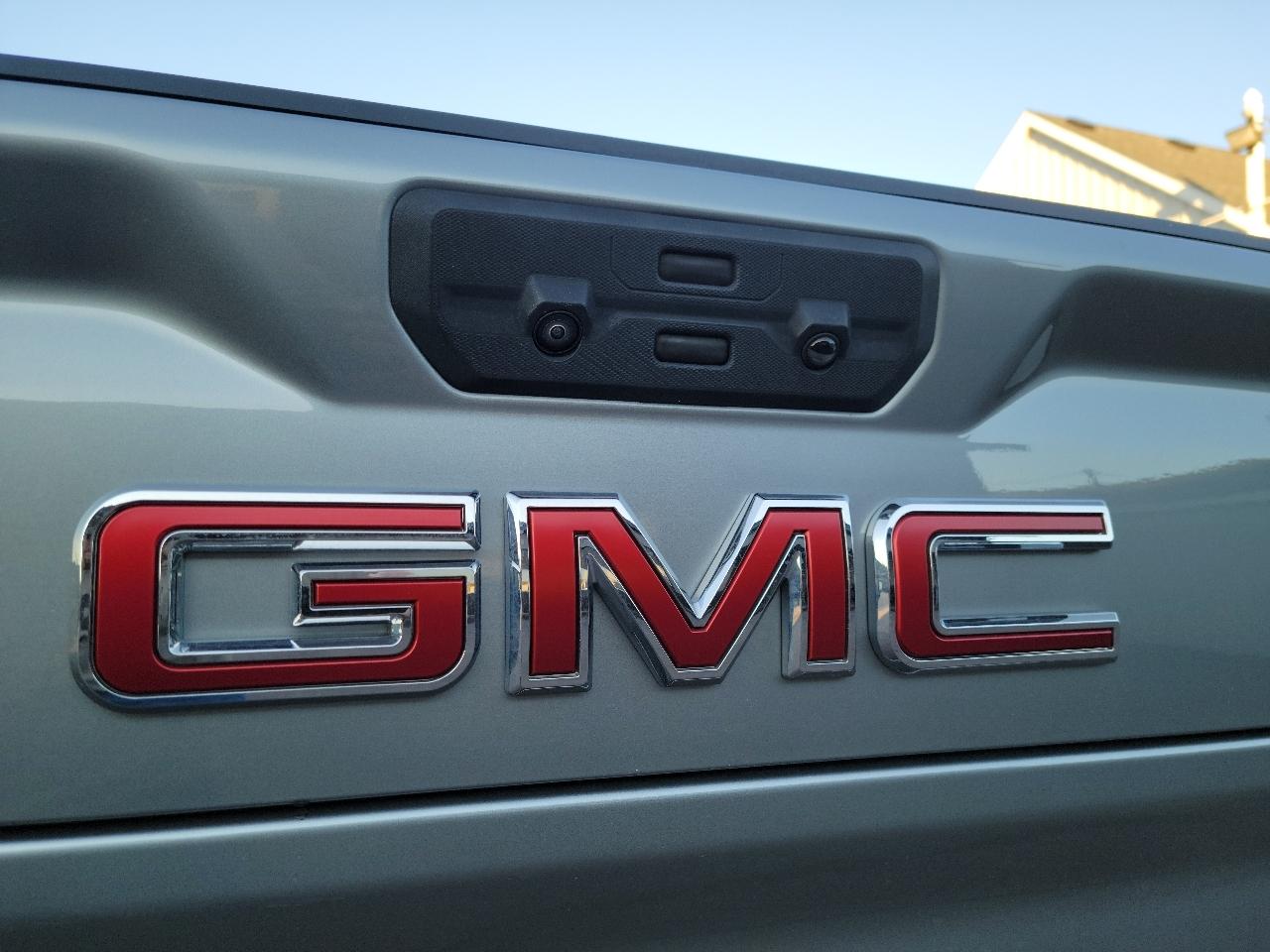 GMC Sierra 3500HD 4WD Crew Cab 159" Denali 2024