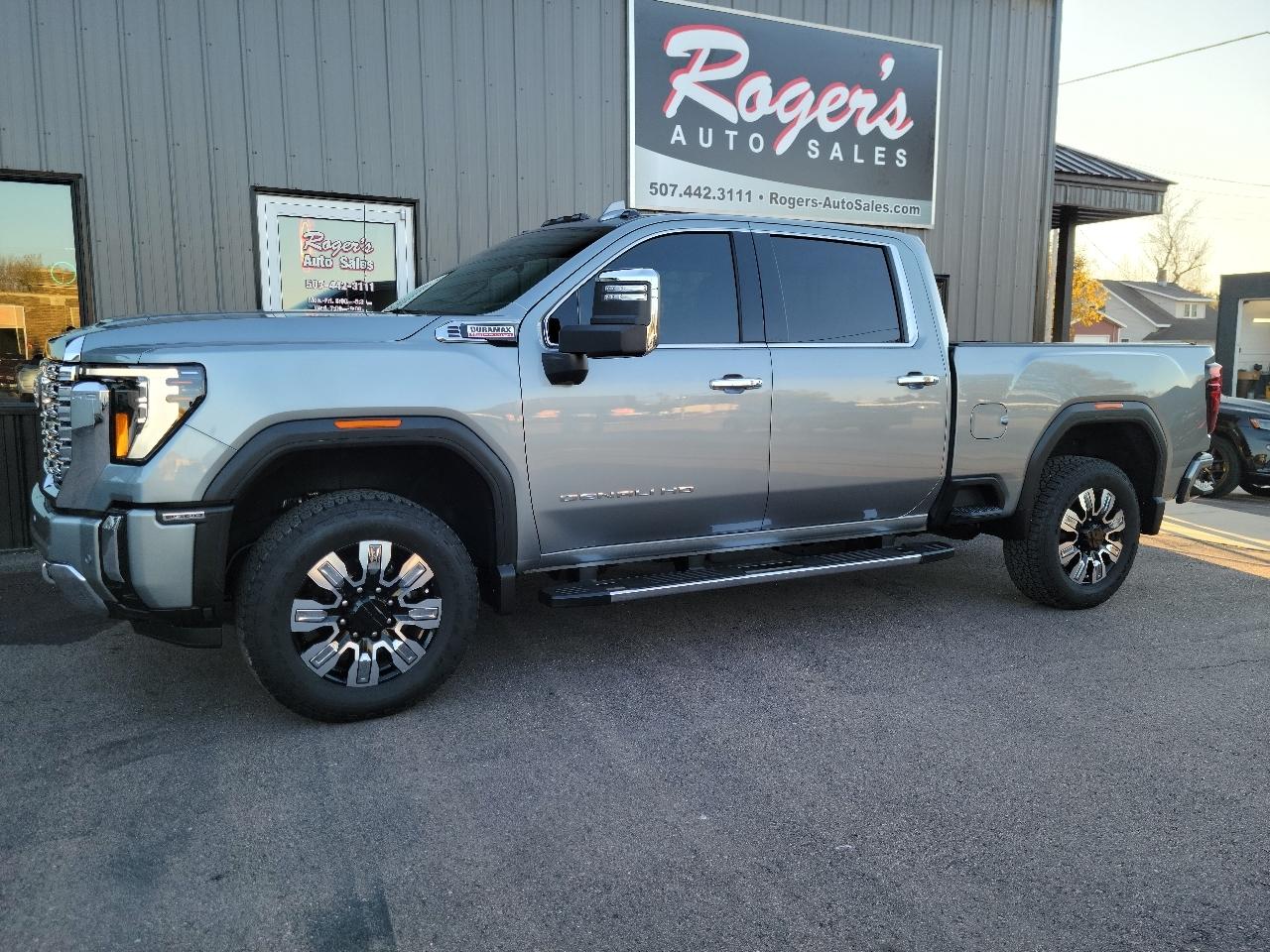 GMC Sierra 3500HD 4WD Crew Cab 159" Denali 2024