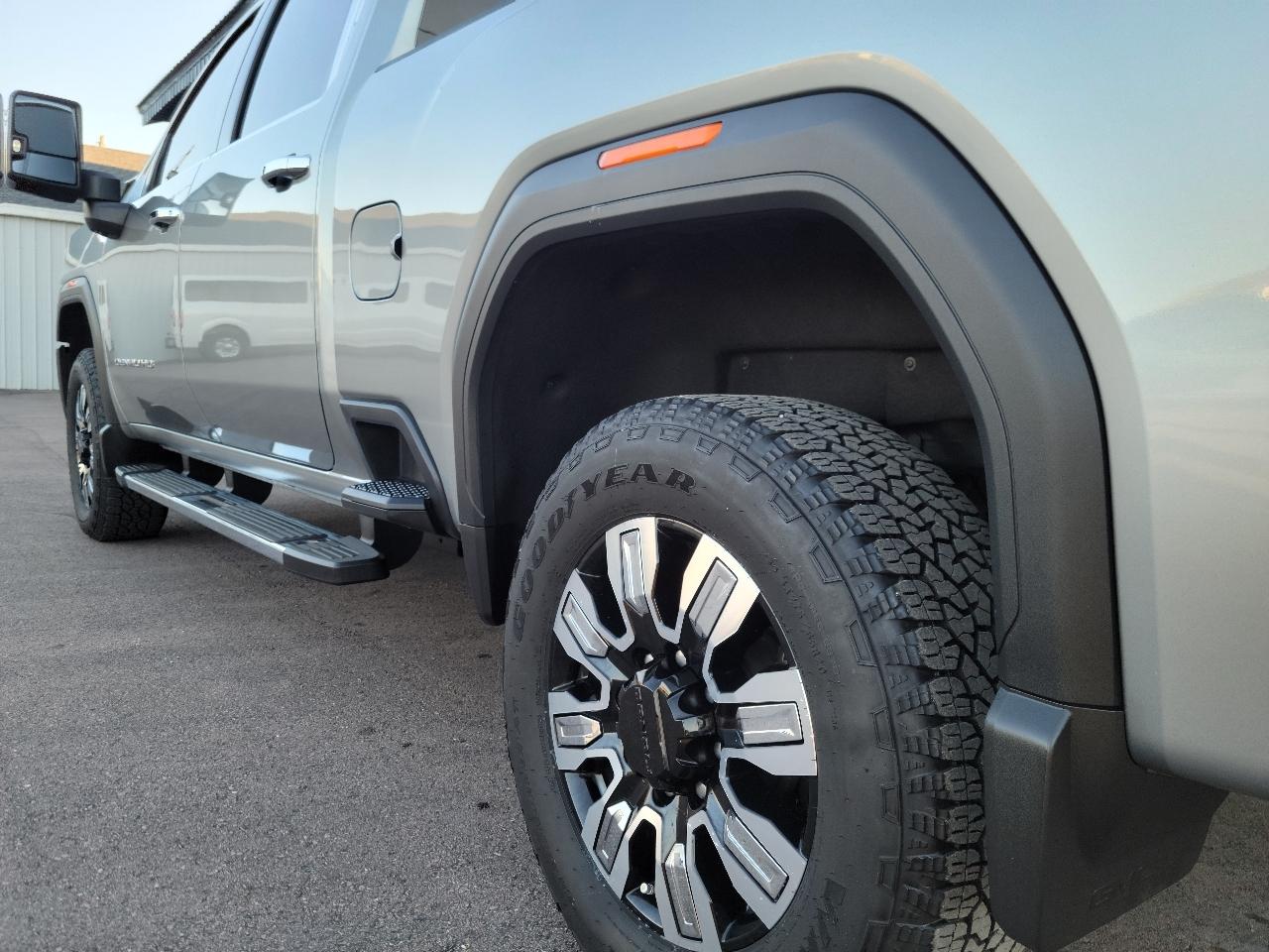 GMC Sierra 3500HD 4WD Crew Cab 159" Denali 2024