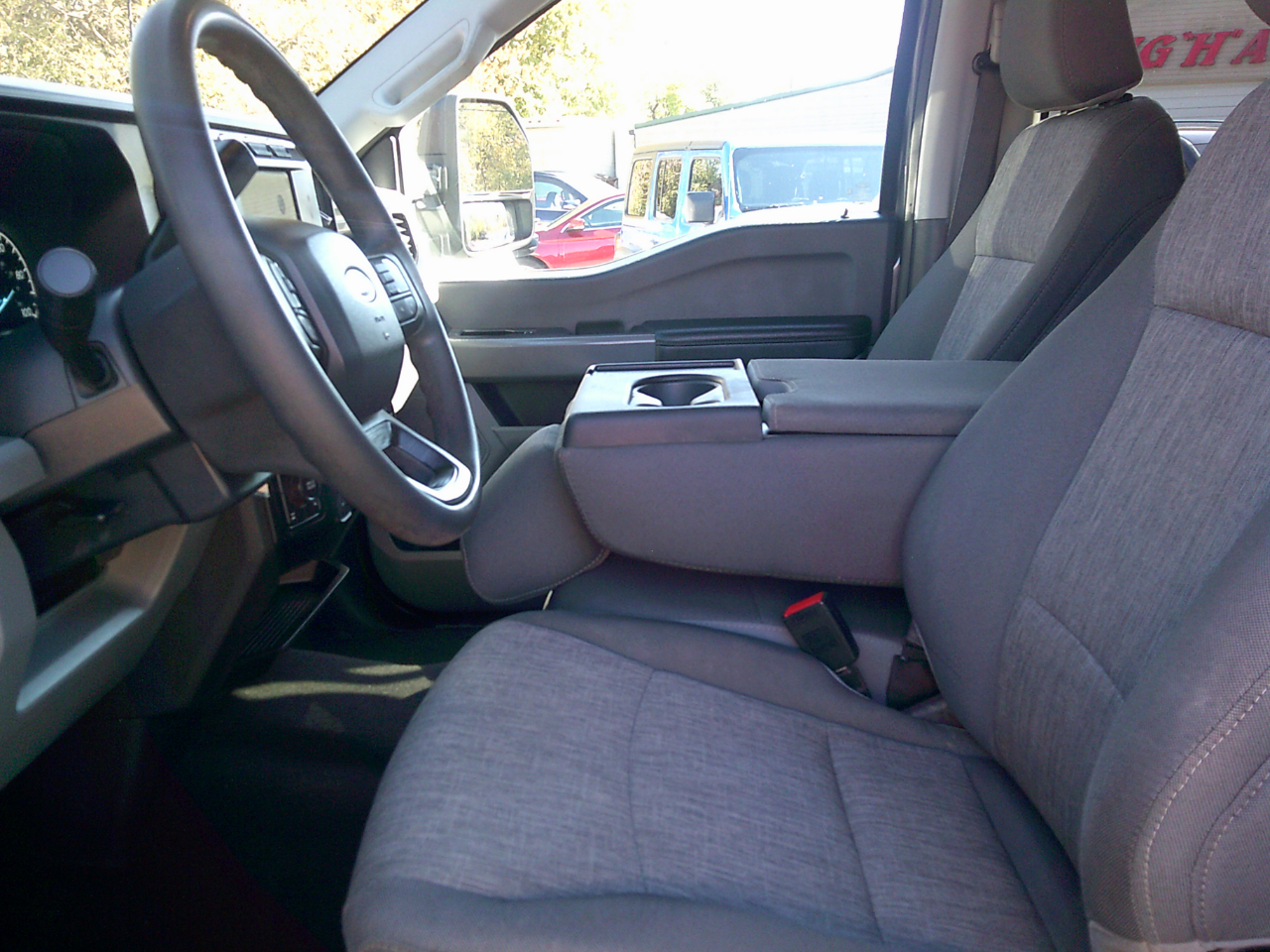 Ford F-250 SD XL Crew Cab 4WD 2023 Ford F-250 SD XL Crew Cab 4WD 2023