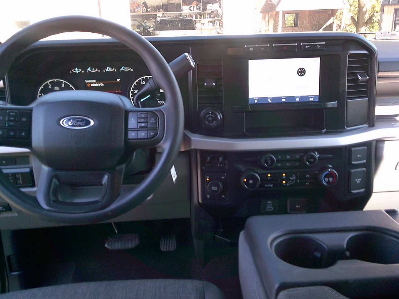 Ford F-250 SD XL Crew Cab 4WD 2023 Ford F-250 SD XL Crew Cab 4WD 2023