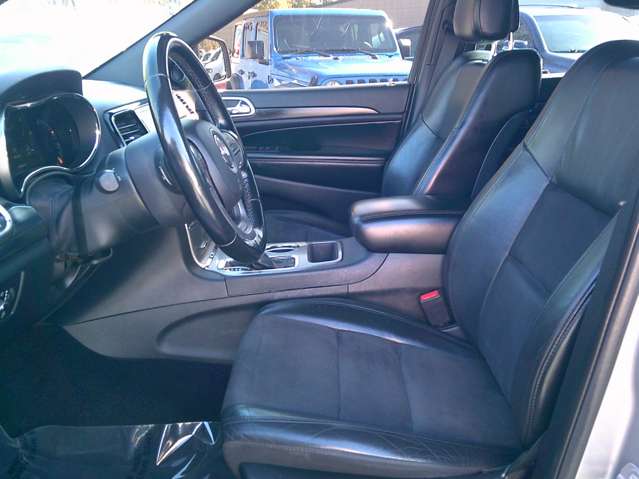 Jeep Grand Cherokee Laredo 2WD 2020 Jeep Grand Cherokee Laredo 2WD 2020