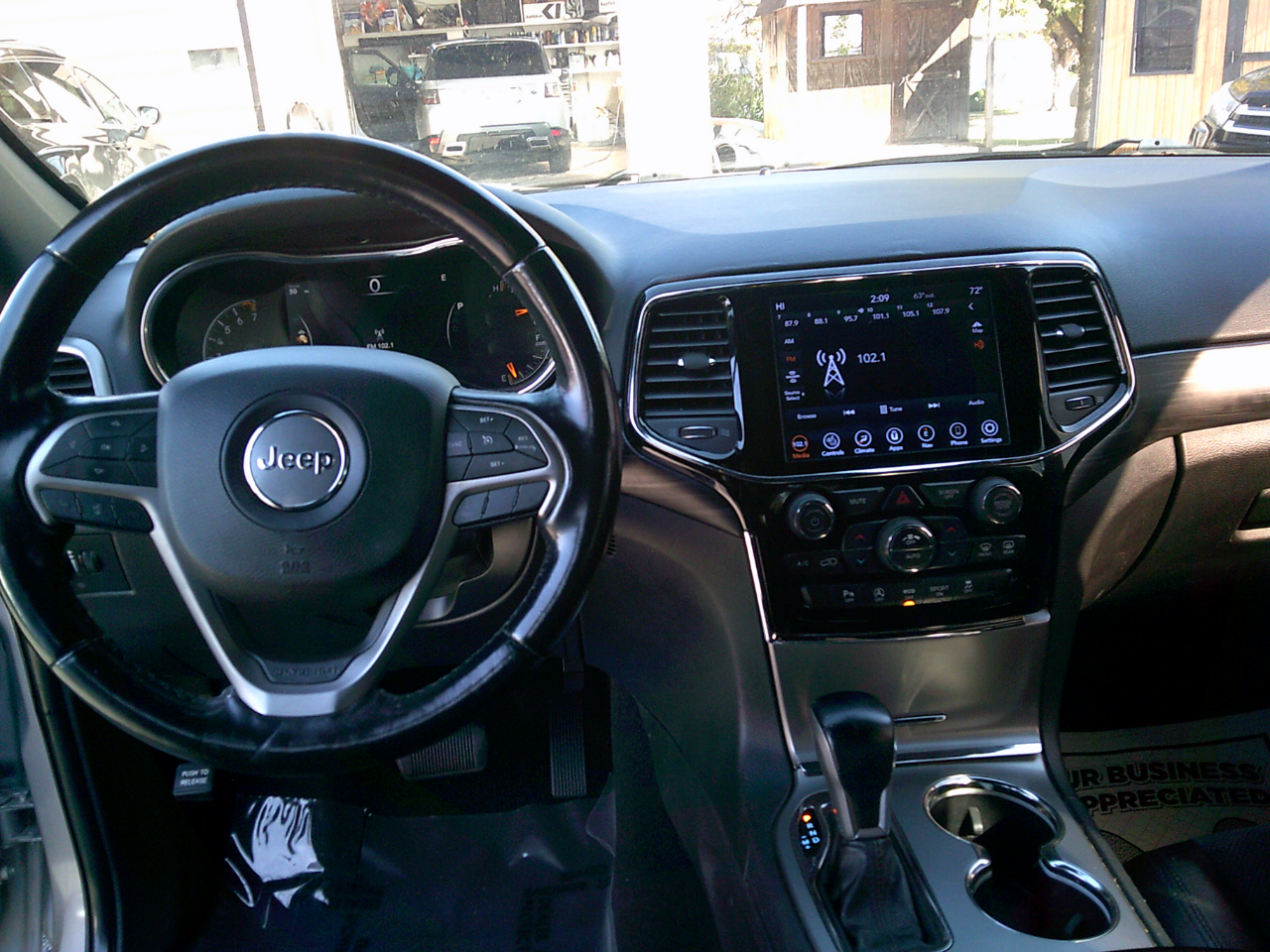 Jeep Grand Cherokee Laredo 2WD 2020 Jeep Grand Cherokee Laredo 2WD 2020