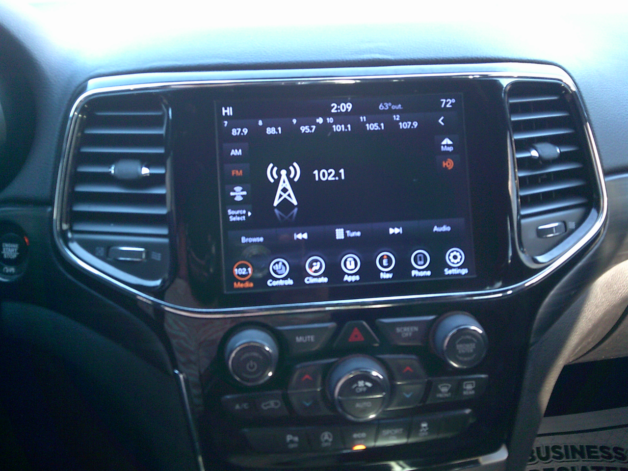 Jeep Grand Cherokee Laredo 2WD 2020 Jeep Grand Cherokee Laredo 2WD 2020