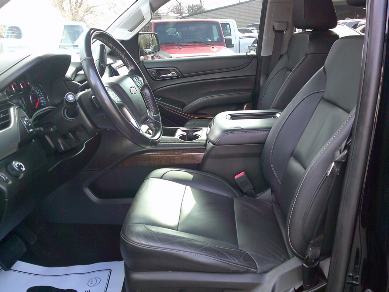 Chevrolet Suburban LT 2WD 2018