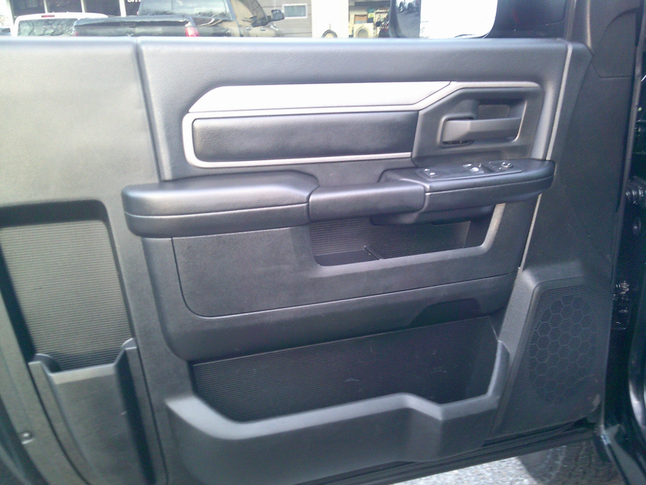 RAM 3500 Tradesman Regular Cab 4WD DRW 2022