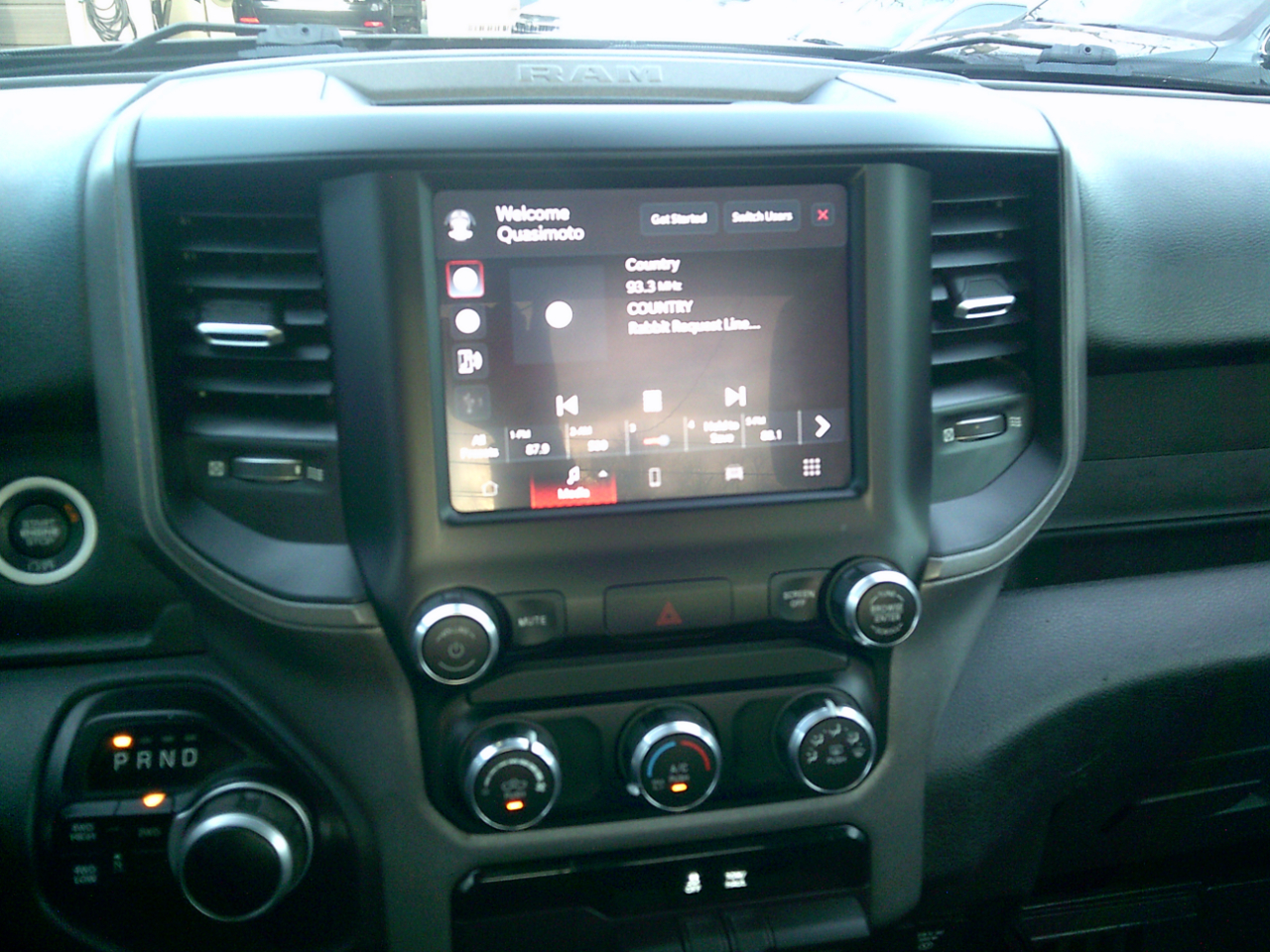 RAM 3500 Tradesman Regular Cab 4WD DRW 2022