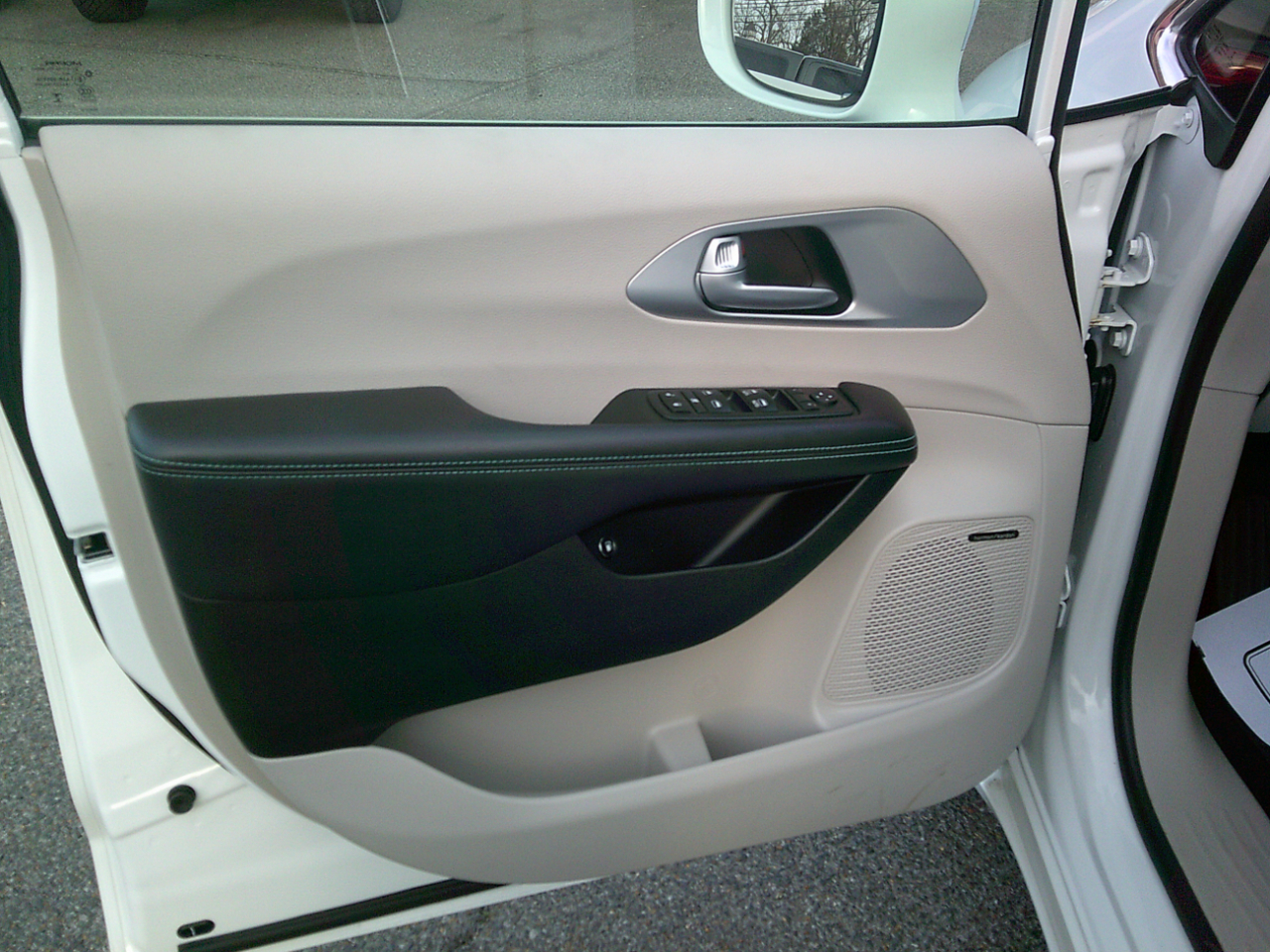 Chrysler Pacifica Hybrid Limited 2018