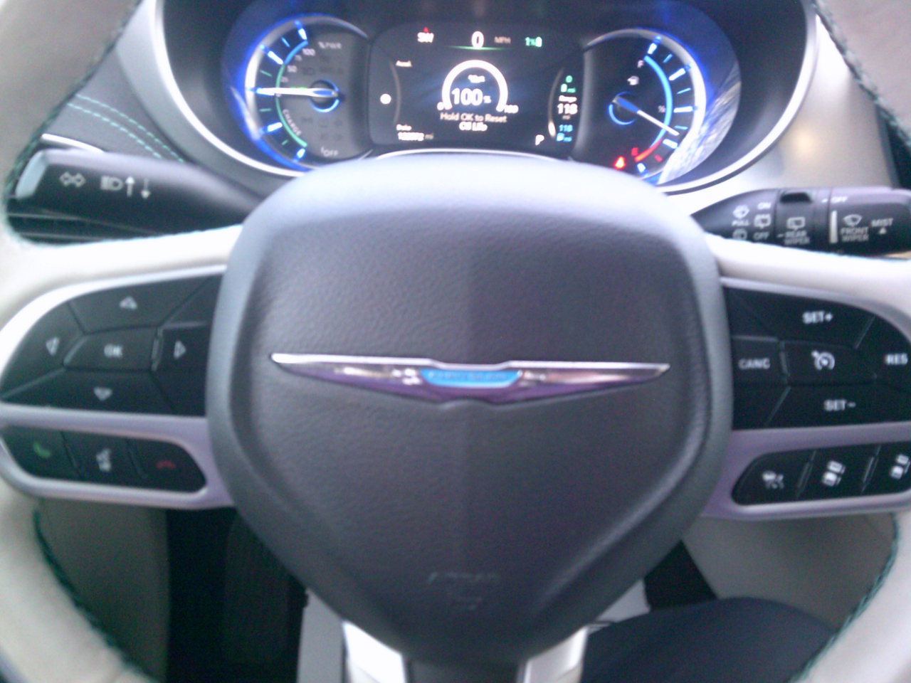 Chrysler Pacifica Hybrid Limited 2018