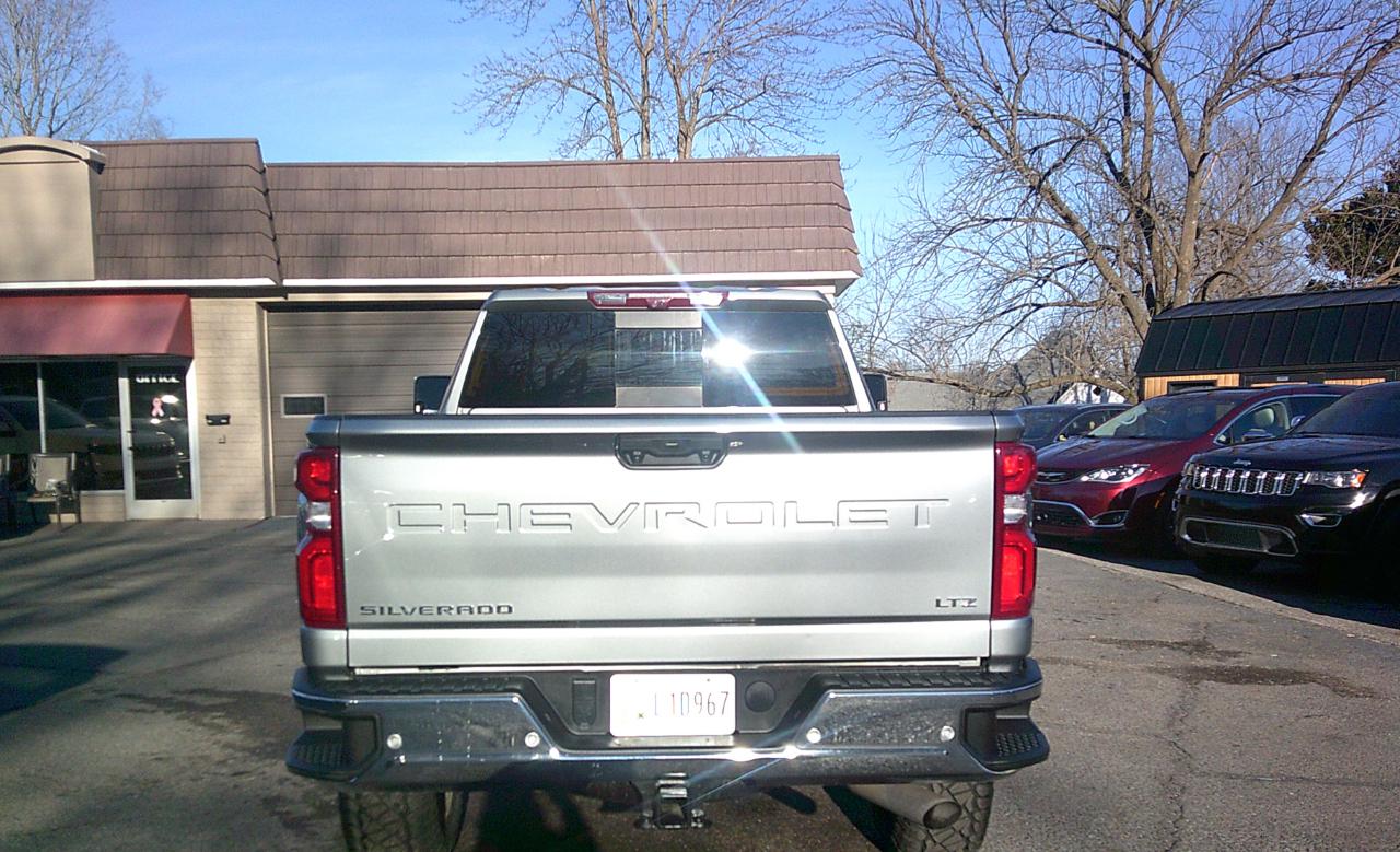 Chevrolet Silverado 2500HD LTZ Crew Cab Short Box 4WD 2024