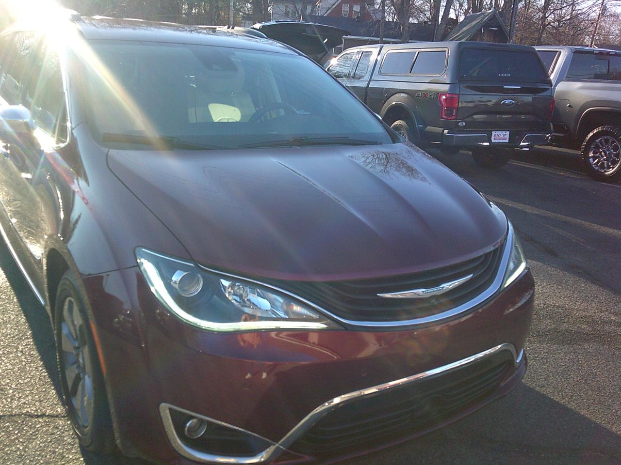 Chrysler Pacifica Hybrid Limited 2018