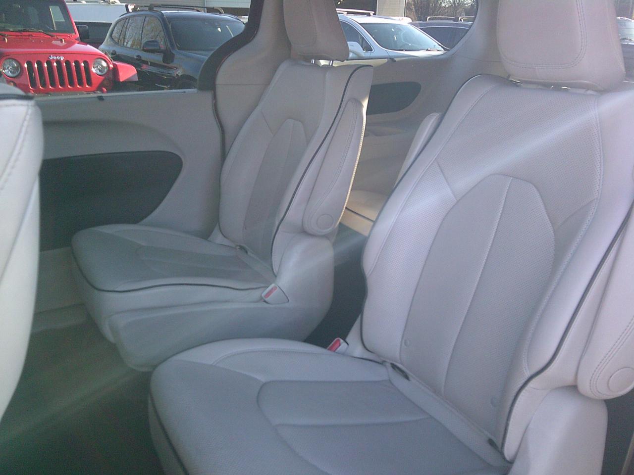 Chrysler Pacifica Hybrid Limited 2018