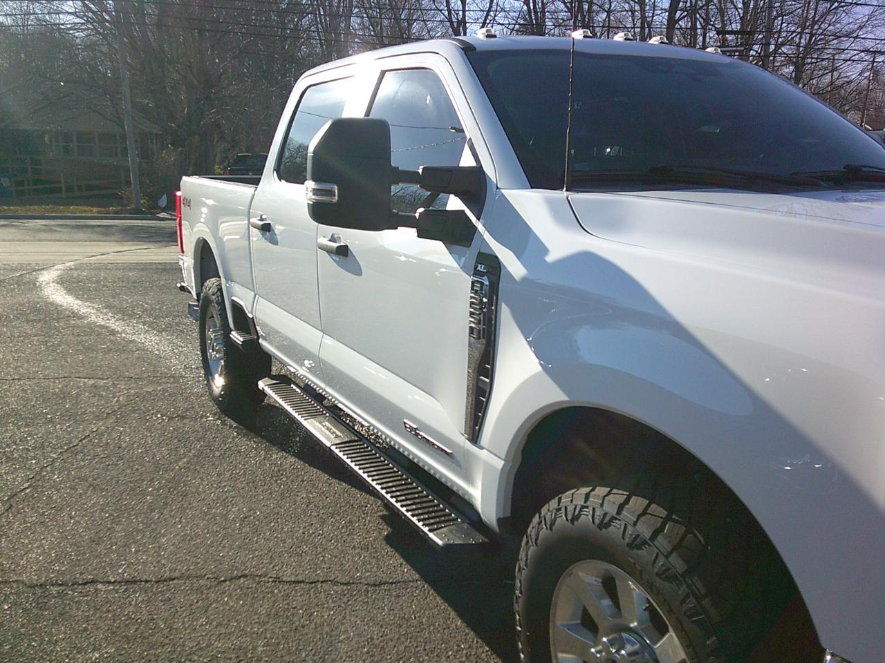 Ford F-250 SD XL Crew Cab 4WD 2023