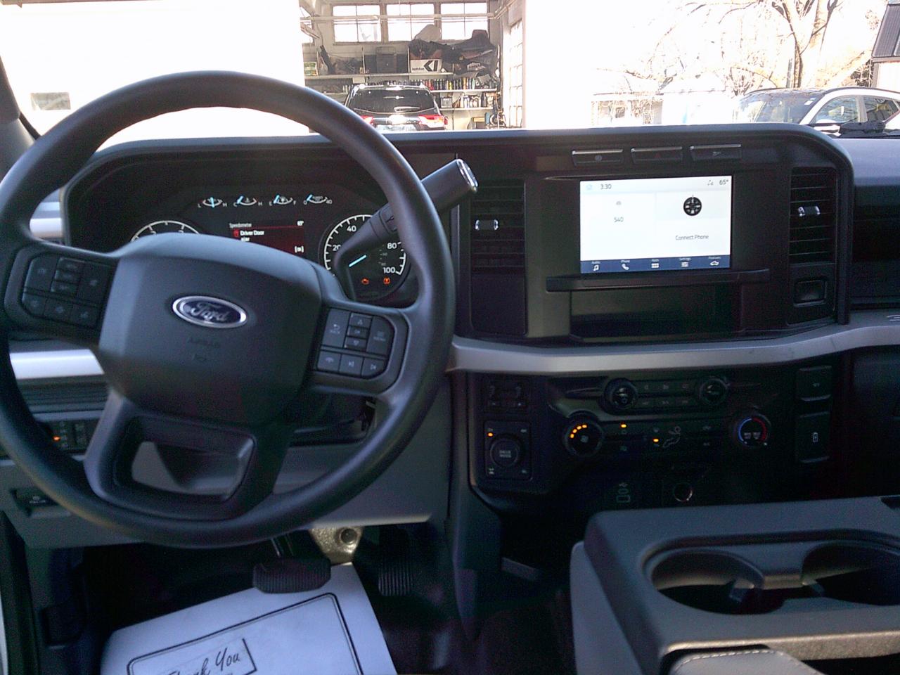 Ford F-250 SD XL Crew Cab 4WD 2023