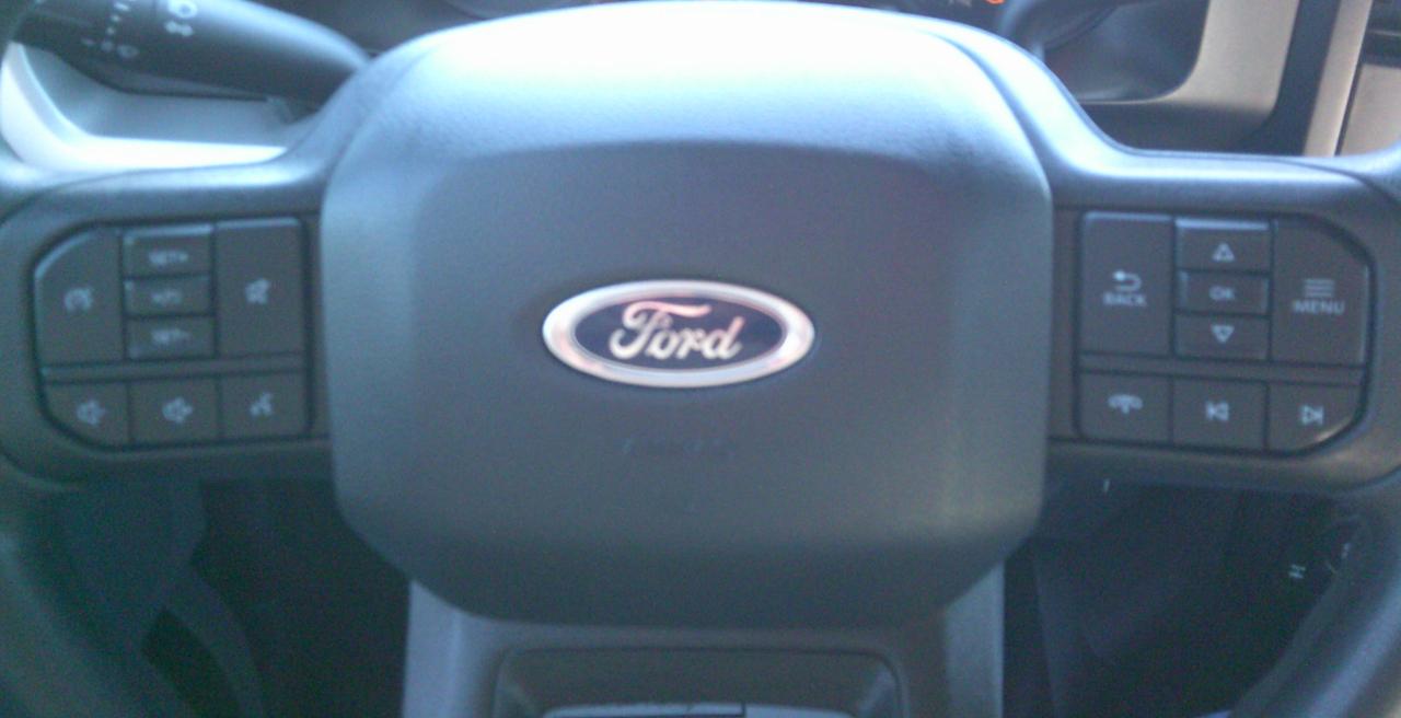 Ford F-250 SD XL Crew Cab 4WD 2023