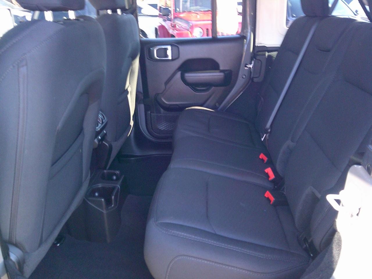 Jeep Wrangler Unlimited Sport 2022