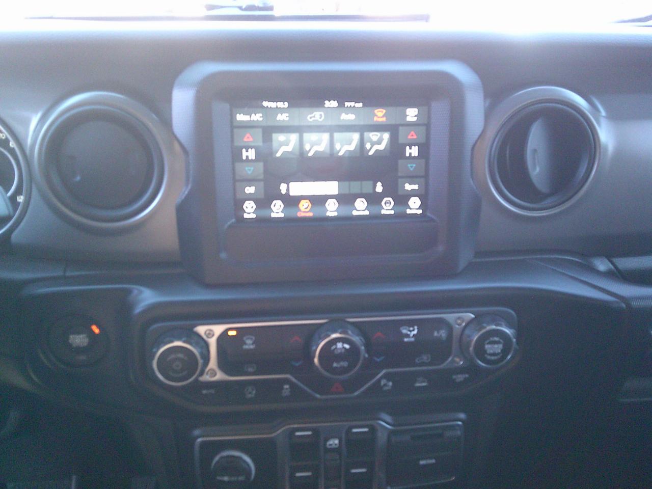 Jeep Wrangler Unlimited Sport 2022