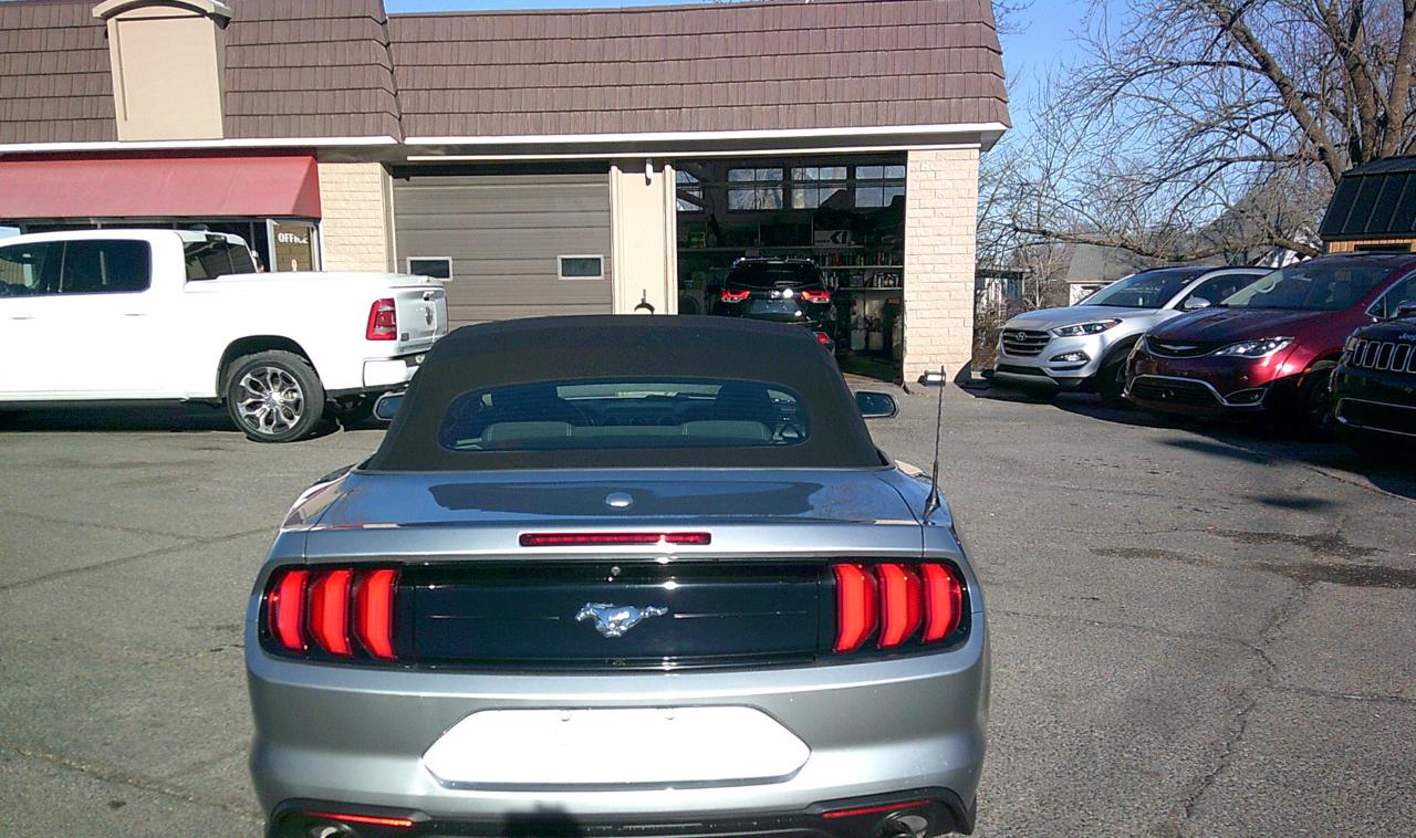 Ford Mustang EcoBoost Premium Convertible 2021