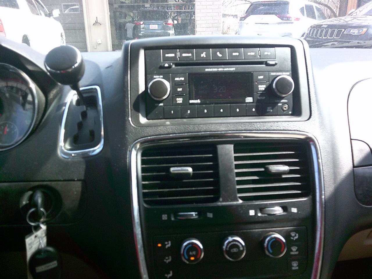 Dodge Grand Caravan SE 2014