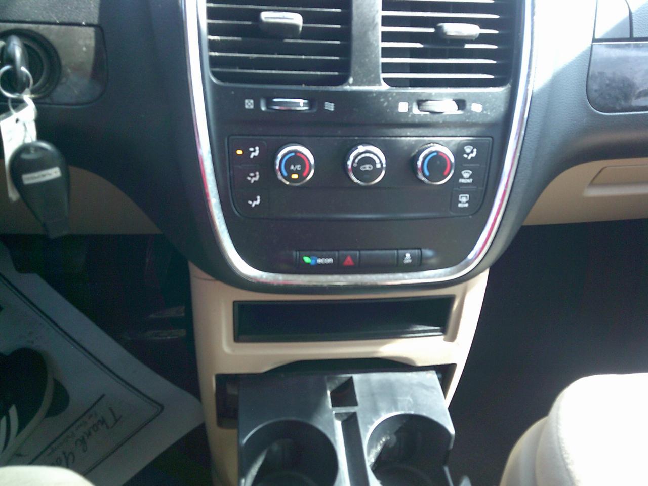 Dodge Grand Caravan SE 2014