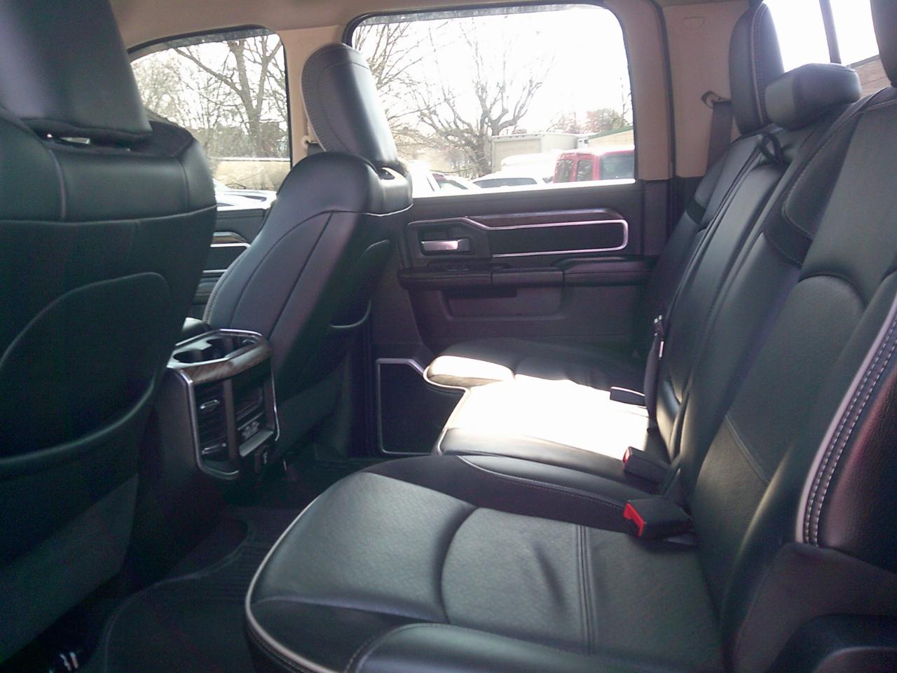 RAM 2500 Laramie Crew Cab SWB 4WD 2021