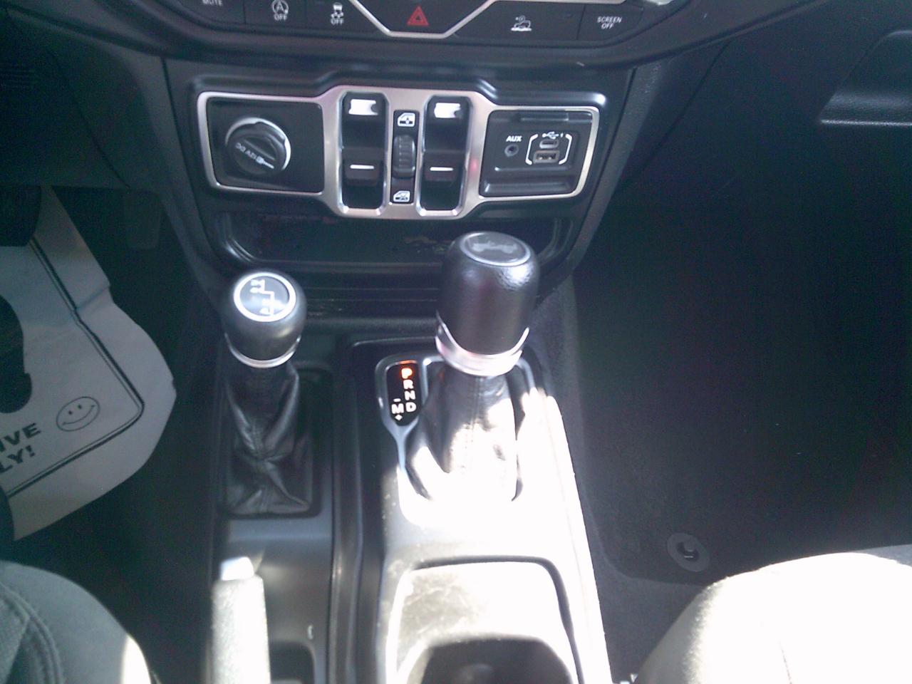 Jeep Wrangler Unlimited Sport 2021