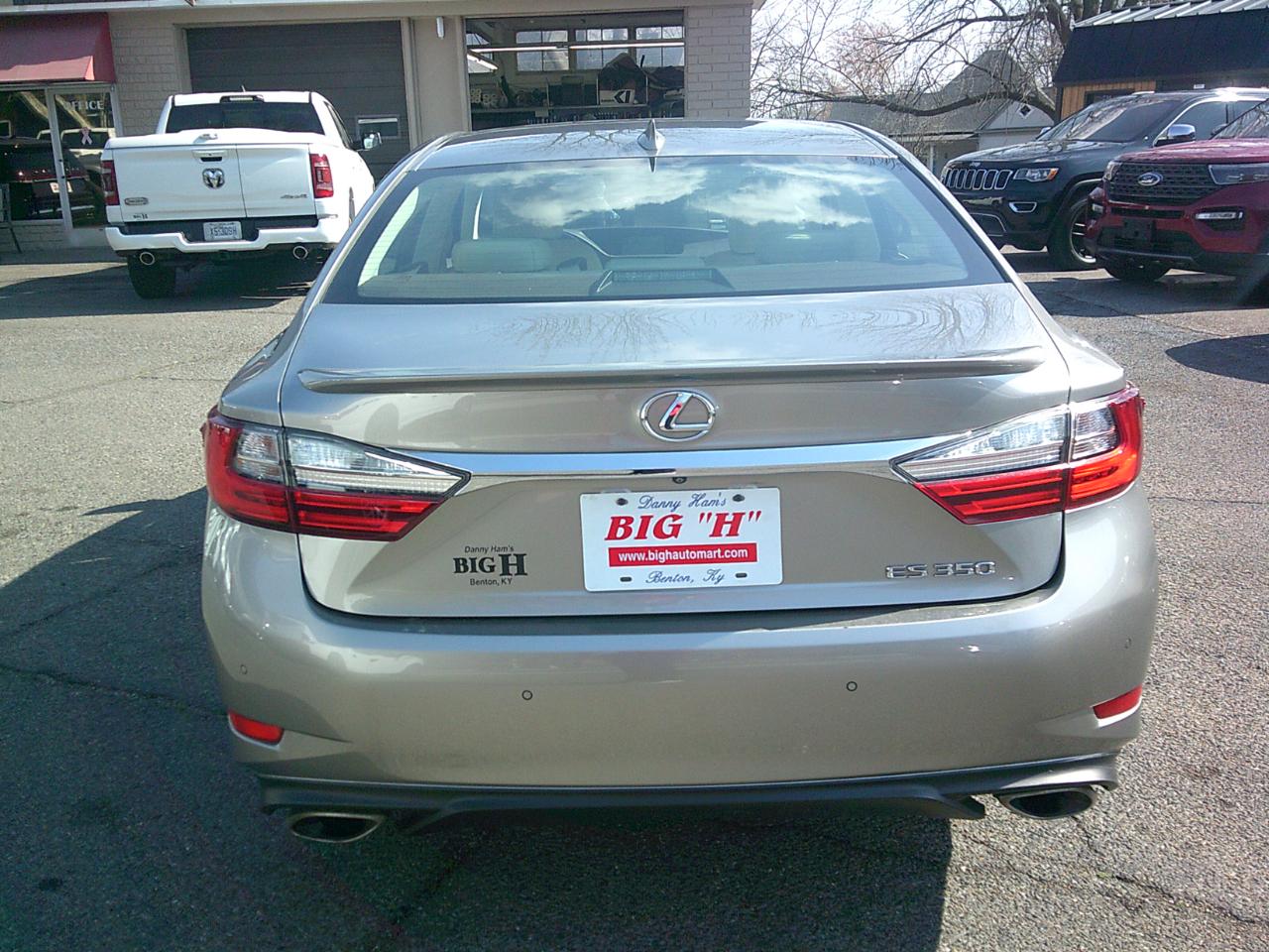 Lexus ES 350 Sedan 2017